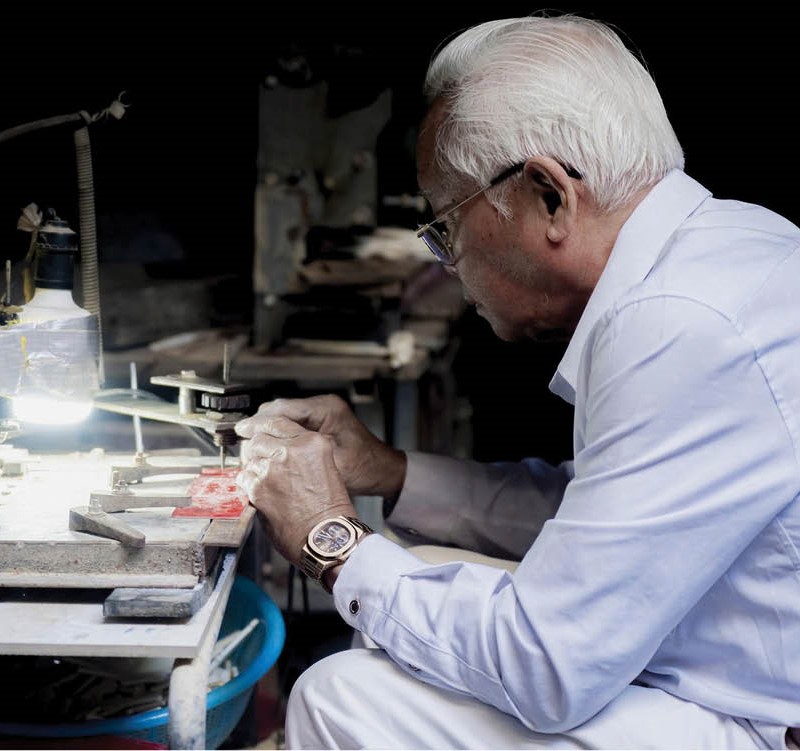 Người giữ lửa xăm hường Huế