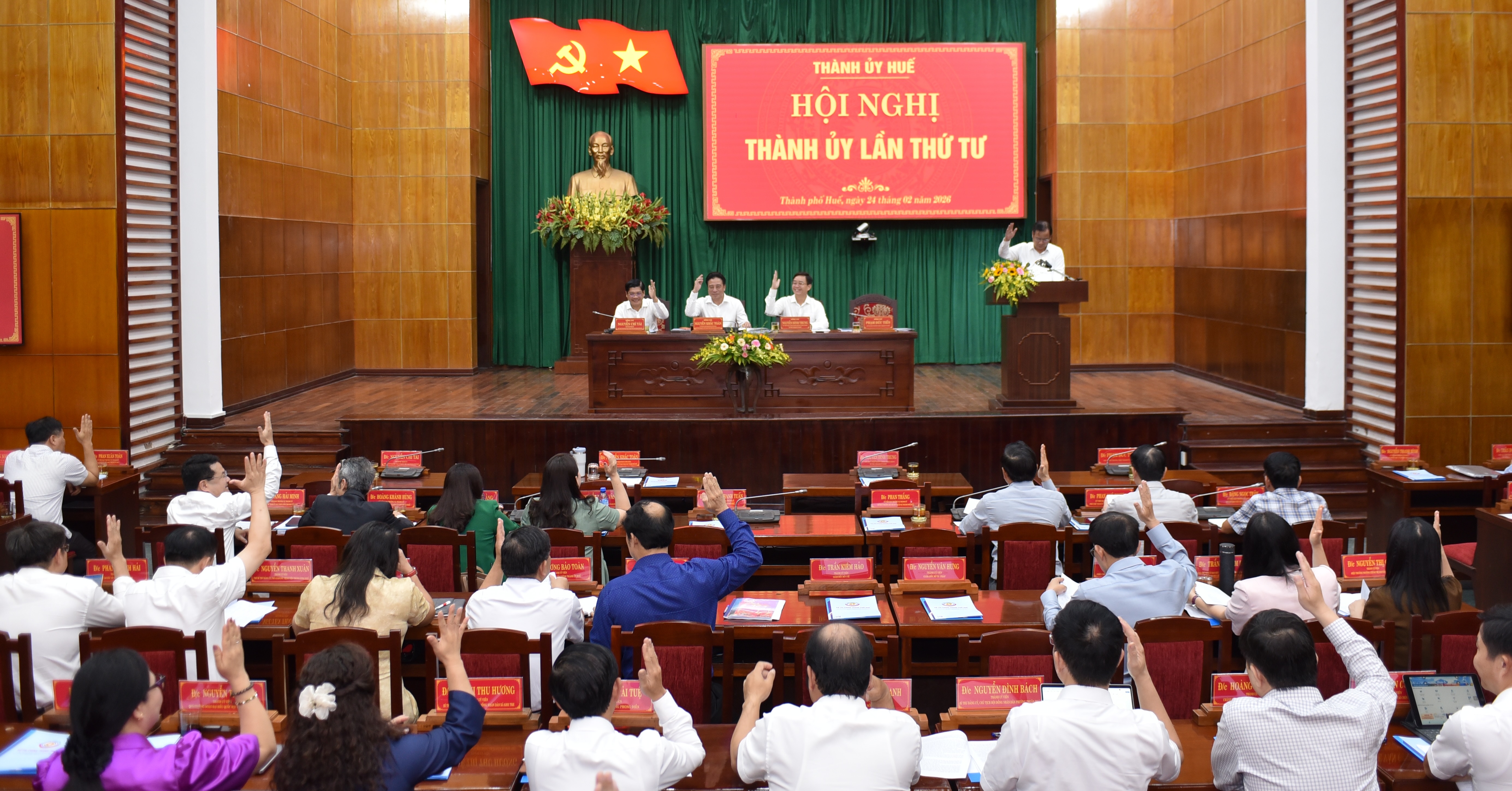 Thông qua điều chỉnh quy hoạch, tạo nền tảng phát triển thành phố trong giai đoạn mới