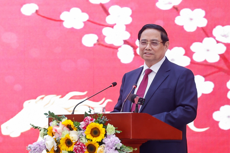 Thủ tướng Chính phủ làm việc với Viện Hàn lâm Khoa học xã hội Việt Nam