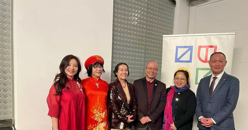 Tiếng đàn nối nhịp cầu hữu nghị Việt Nam-Slovakia