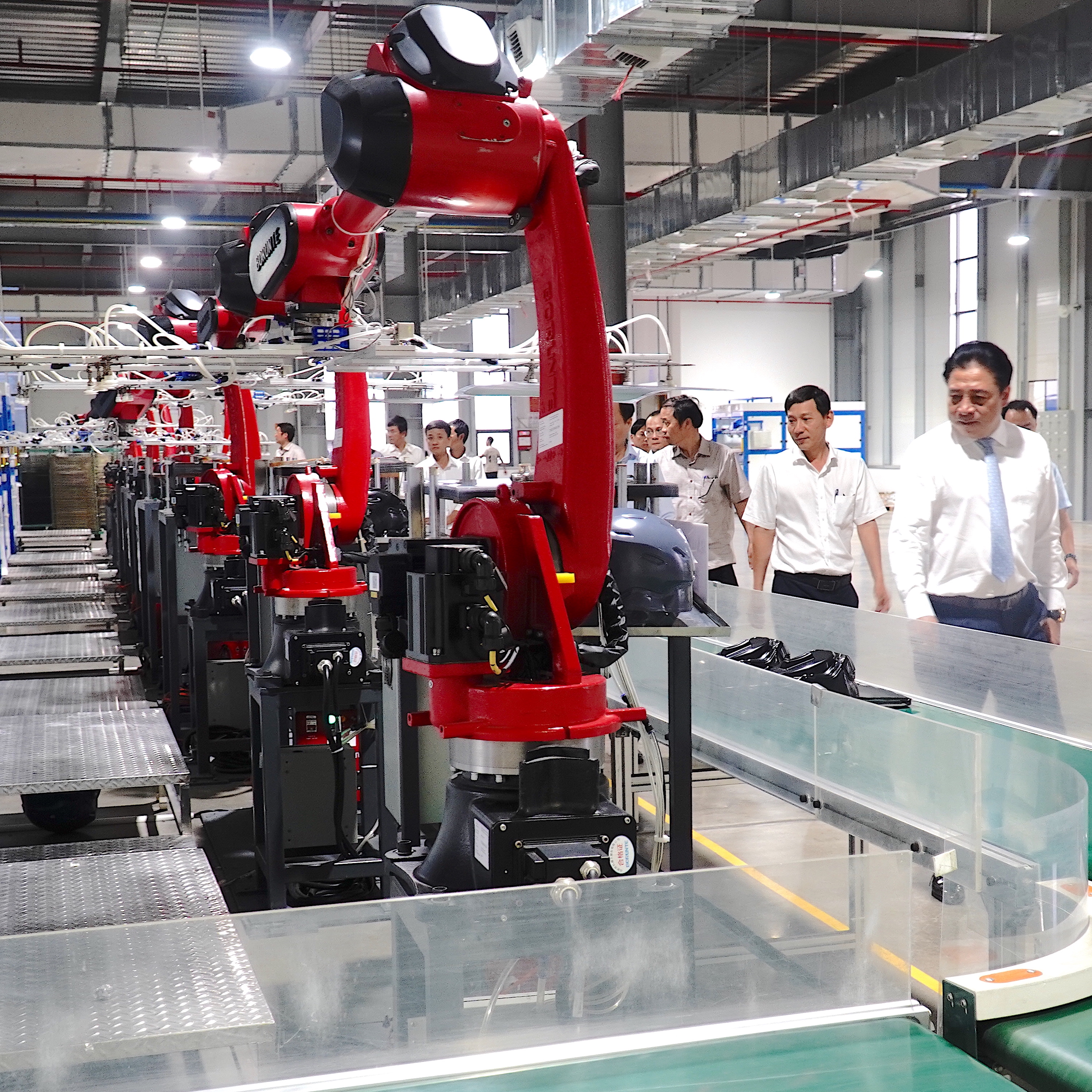 Hành động quyết liệt để đạt mục tiêu tăng trưởng hai con số