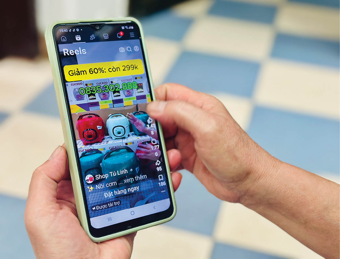 Người già mua hàng online, một góc nhìn khác