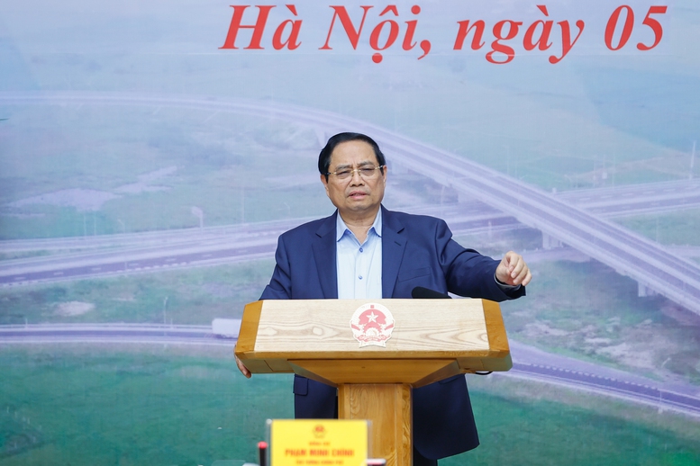 Thủ tướng Cả nước đã hoàn thành và khởi công hơn 4 000 km đường bộ cao tốc