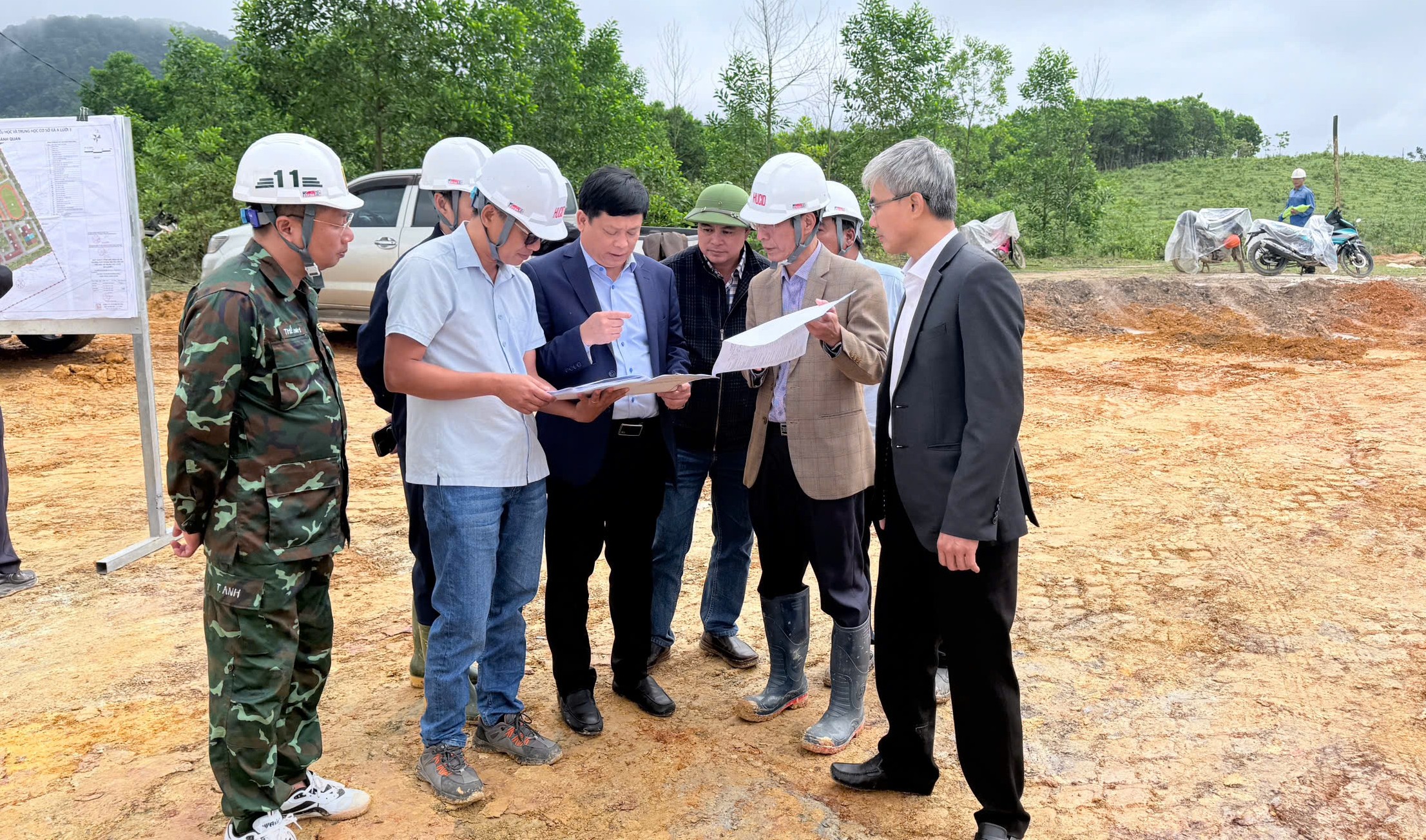 Đảm bảo tiến độ các trường học vùng biên giới