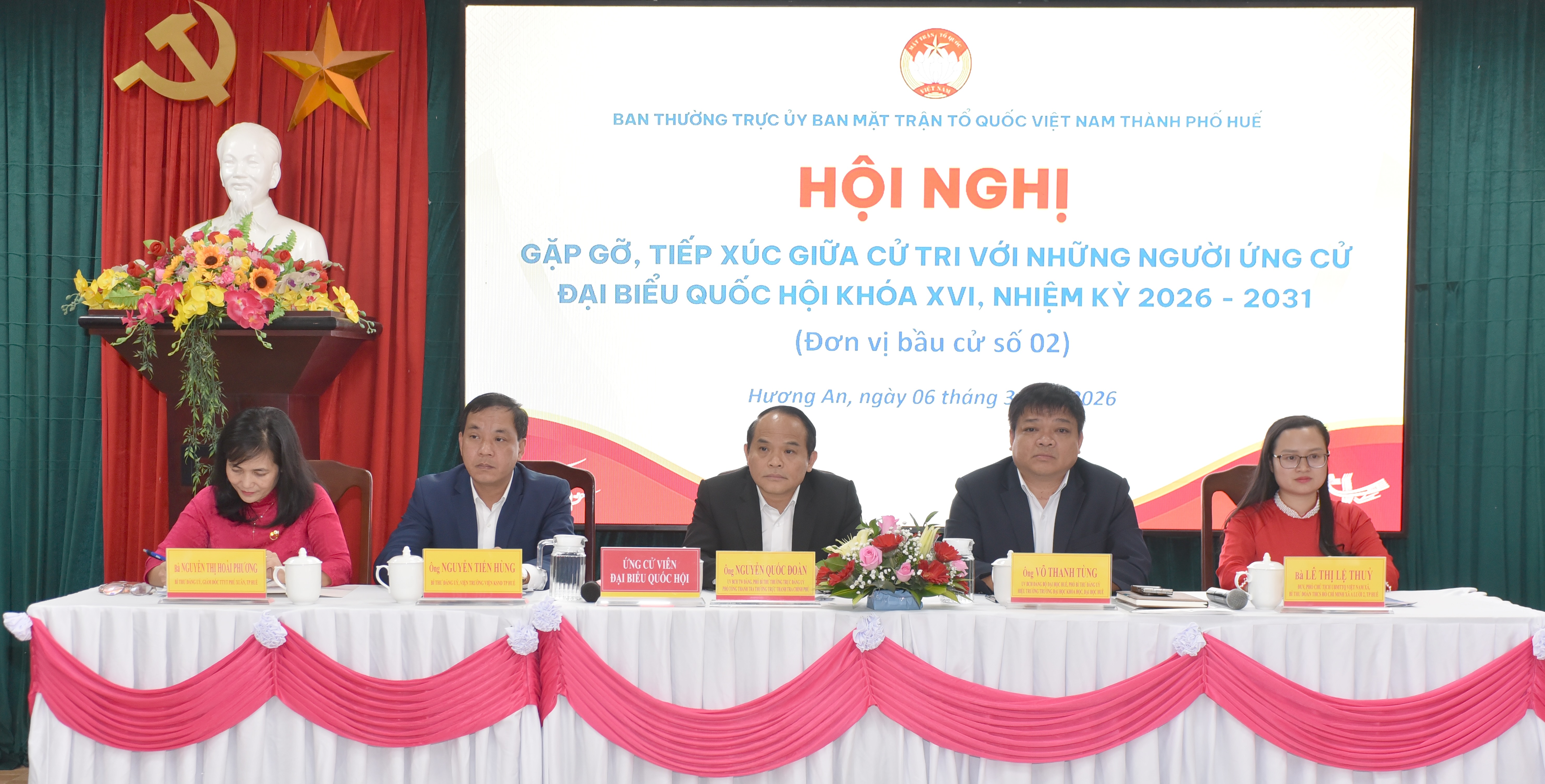 Ứng cử viên Đại biểu Quốc hội khóa XVI tiếp xúc cử tri ba phường Hương An, Hóa Châu và Kim Long