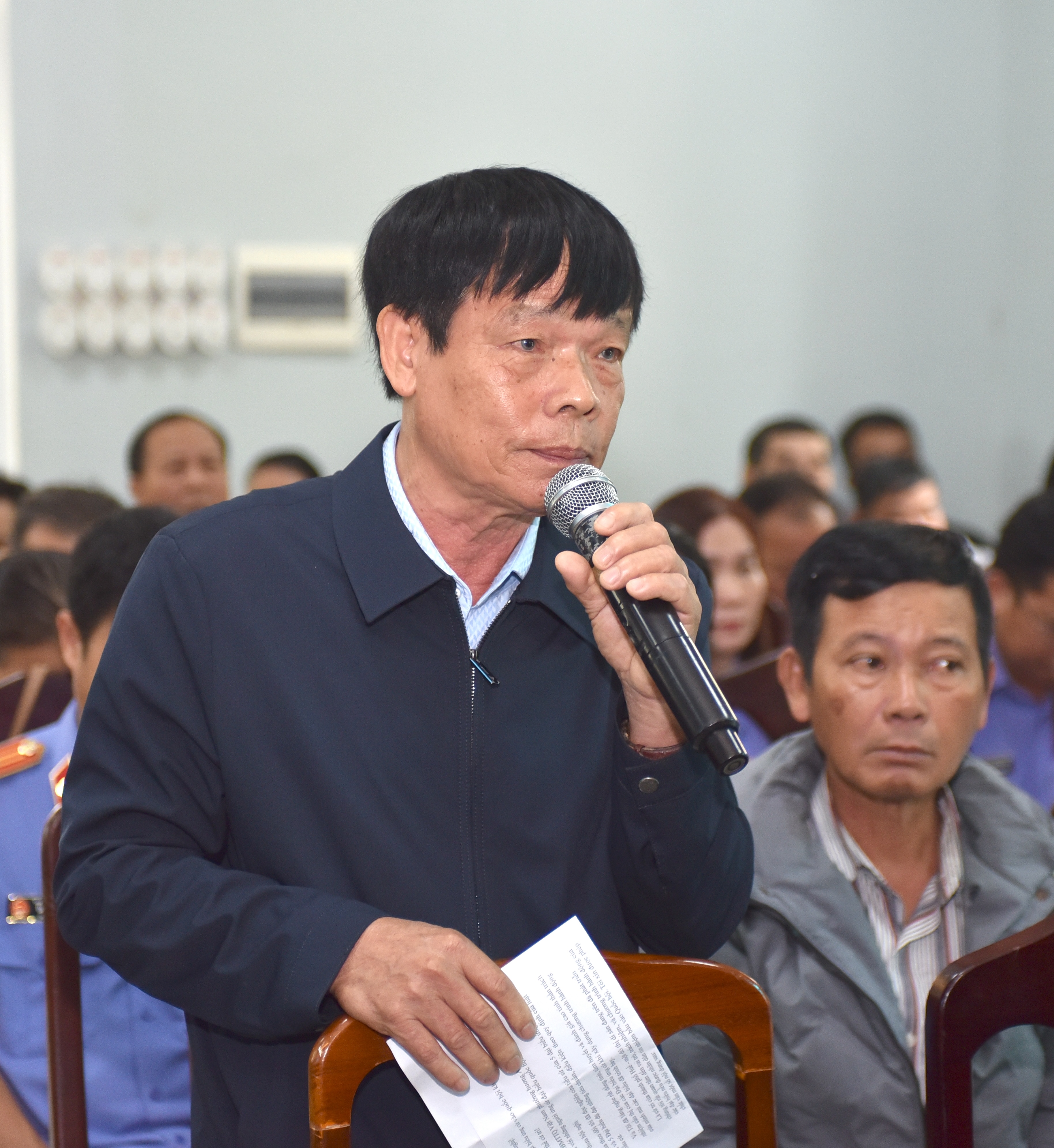 Ứng cử viên Đại biểu Quốc hội khóa XVI tiếp xúc cử tri ba phường Hương An, Hóa Châu và Kim Long