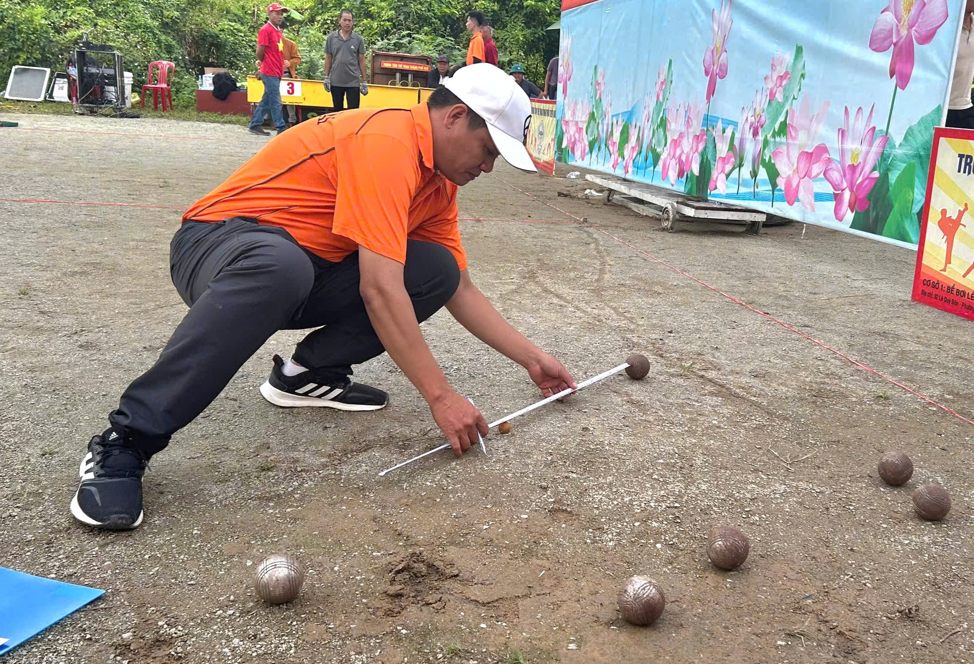 Giải bi sắt Đại hội Thể dục thể thao thành phố thu hút nhiều vận động viên cao tuổi tranh tài