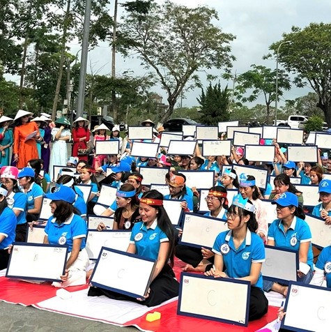 Nhiều hoạt động ý nghĩa trong Ngày hội Rực rỡ tháng 3