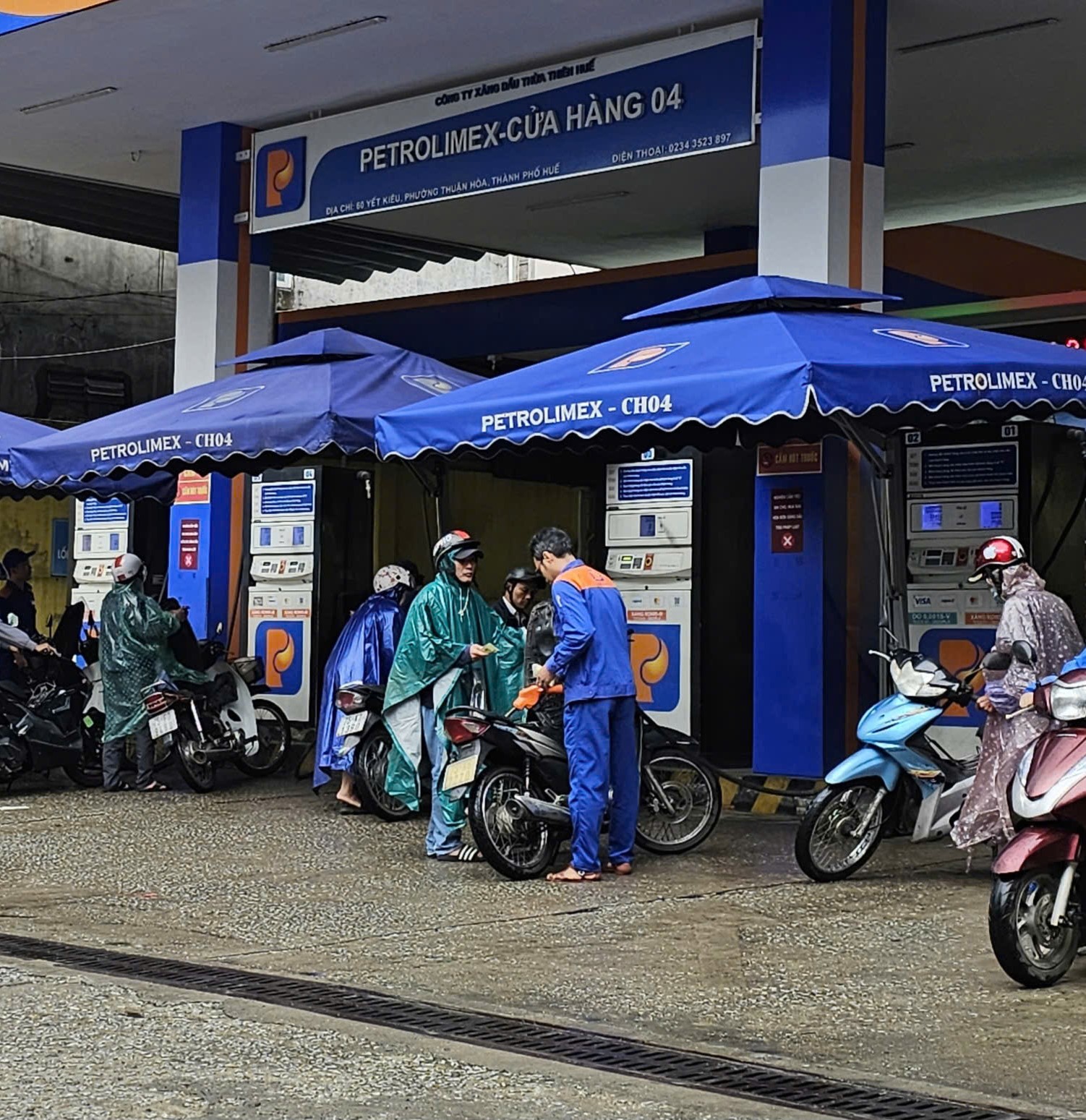 Mỗi lít xăng đều đáng quý