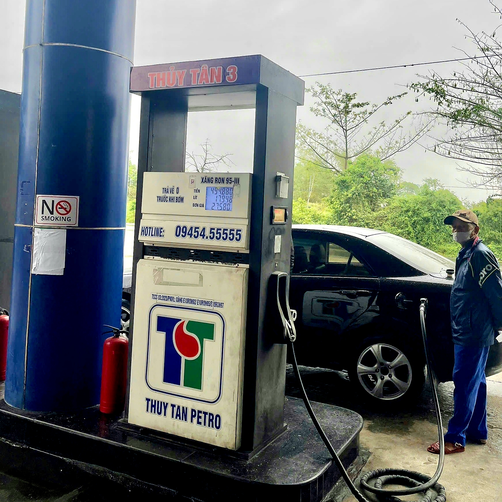 Công khai đường dây nóng phản ánh vi phạm kinh doanh xăng dầu