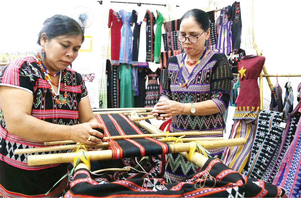 Tạo chuyển biến rõ nét trong phát triển kinh tế - xã hội ở vùng cao