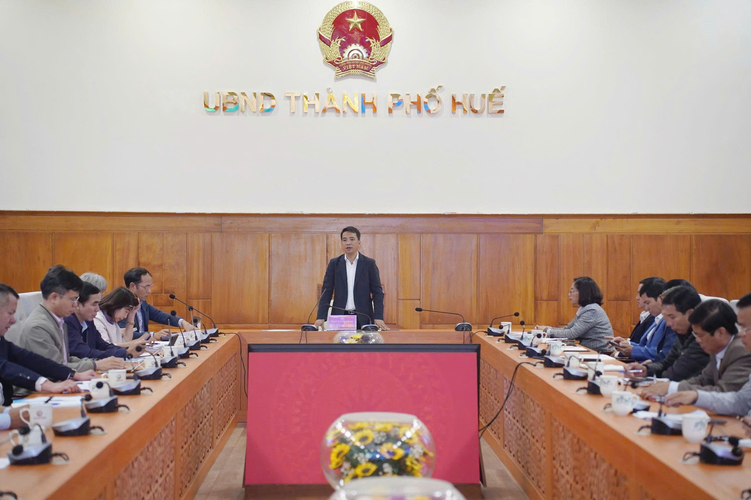 Khơi thông dòng vốn vào lĩnh vực ưu tiên và các động lực tăng trưởng