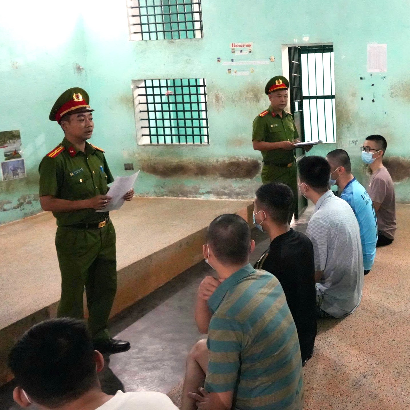 Tạo điều kiện để người bị tạm giữ, tạm giam thực hiện quyền bầu cử