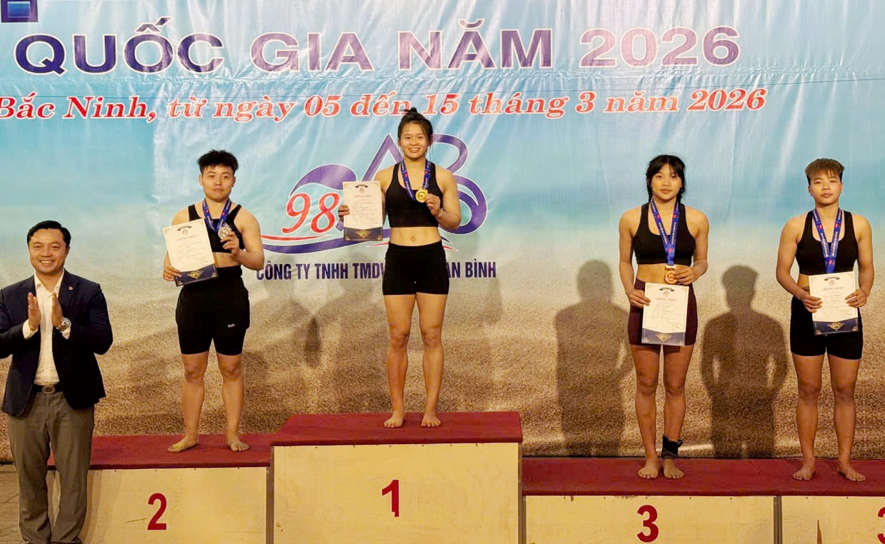 Vật Huế “bội thu” tại giải vô địch bãi biển Quốc gia