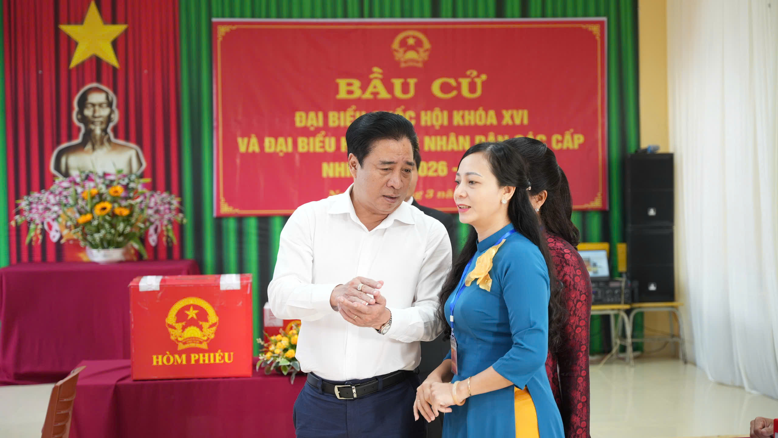 Lãnh đạo thành phố kiểm tra công tác tổ chức bầu cử tại nhiều khu vực