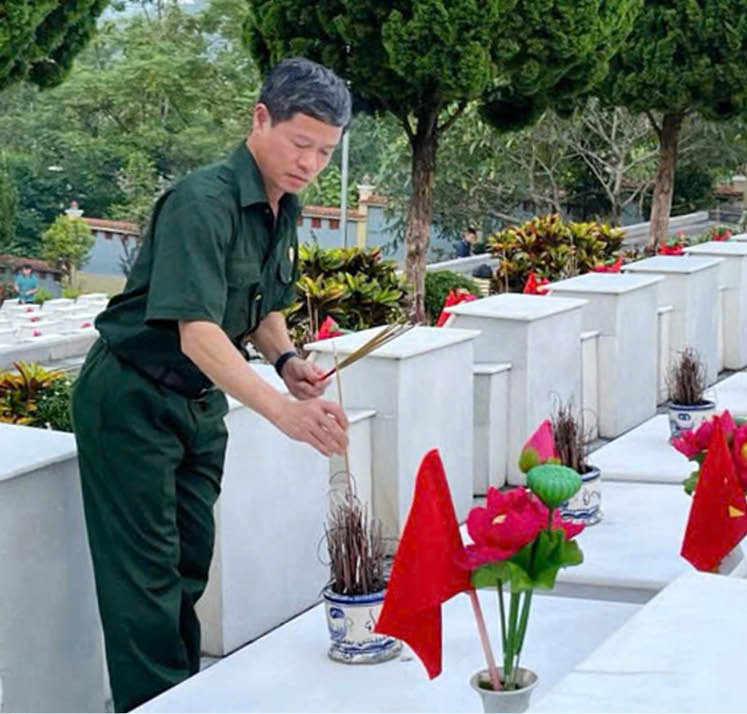 Chú trọng giáo dục chính trị tư tưởng cho sinh viên