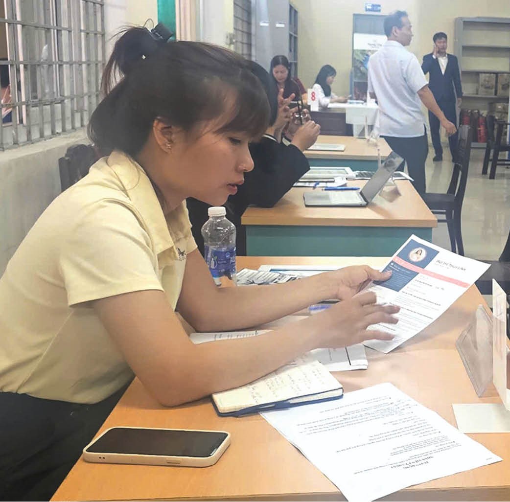 Giữ lao động để ổn định đơn hàng