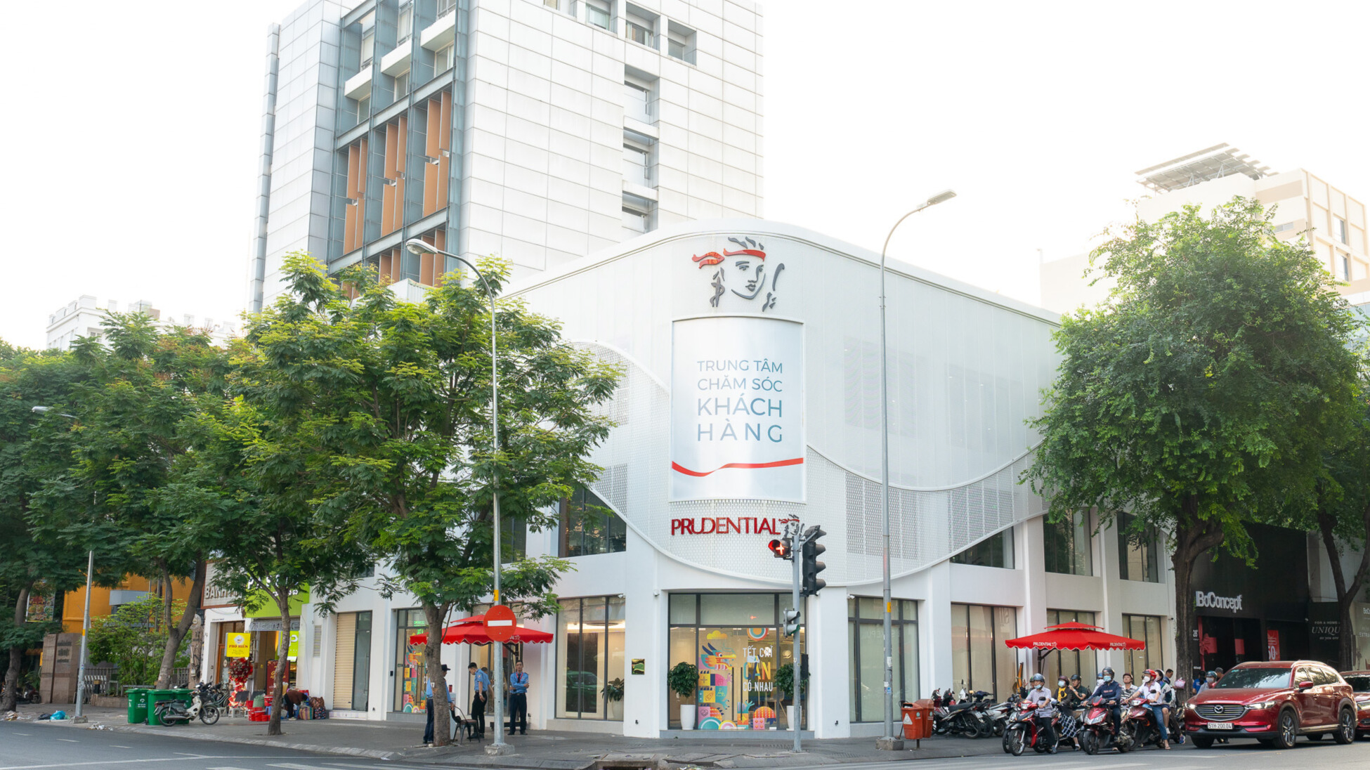 Prudential nâng cao sự yên tâm trong từng giao dịch, đồng hành cùng xu hướng thanh toán không tiền mặt