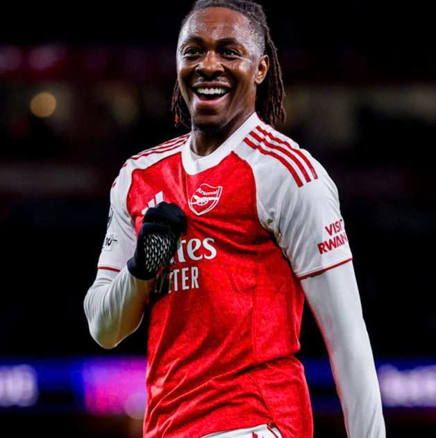 Premier League thất bại ê chề sau vòng 1 8 Champions League