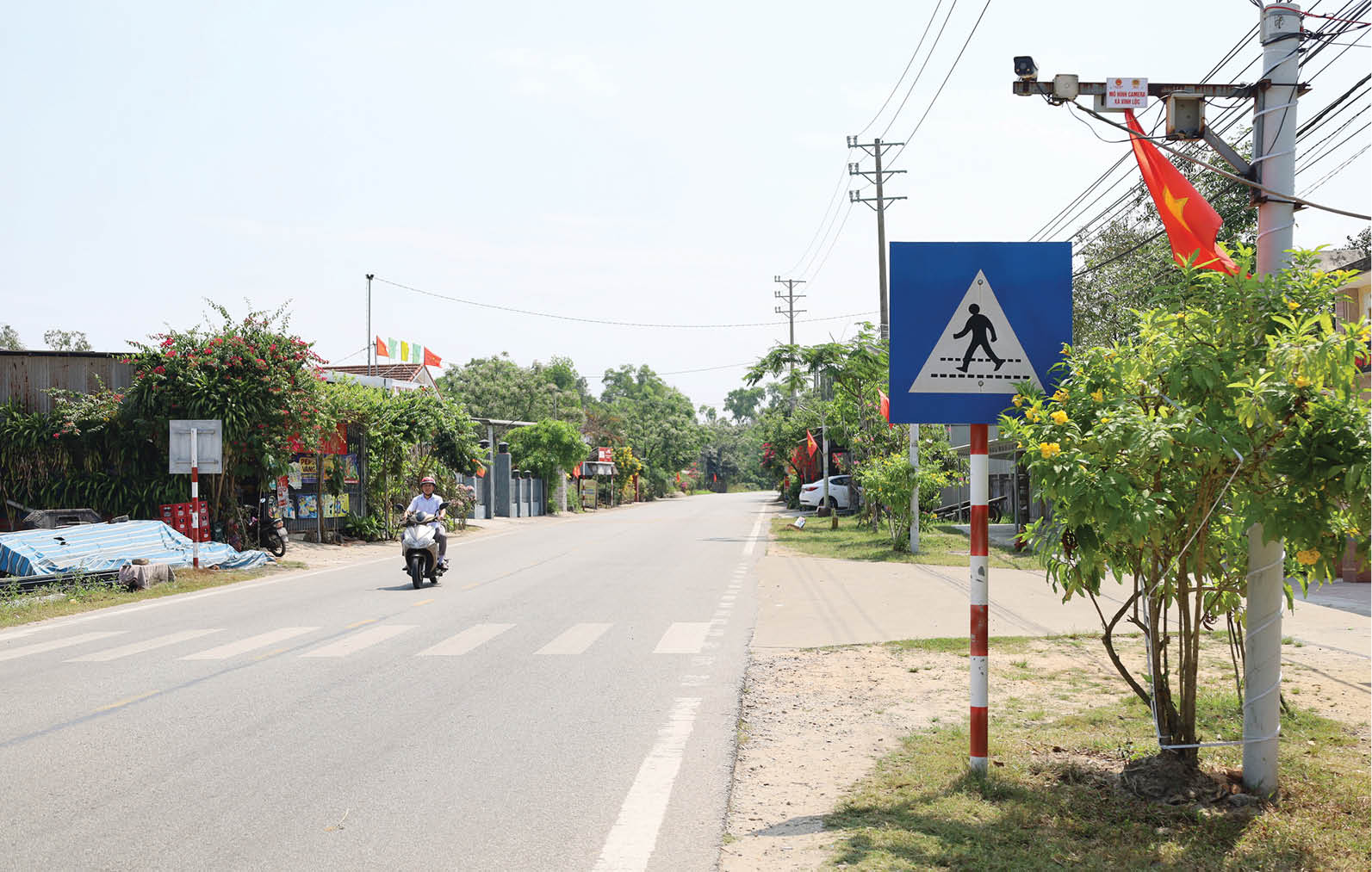 Tăng phủ sóng “mắt thần” giám sát ở làng quê, ven biển