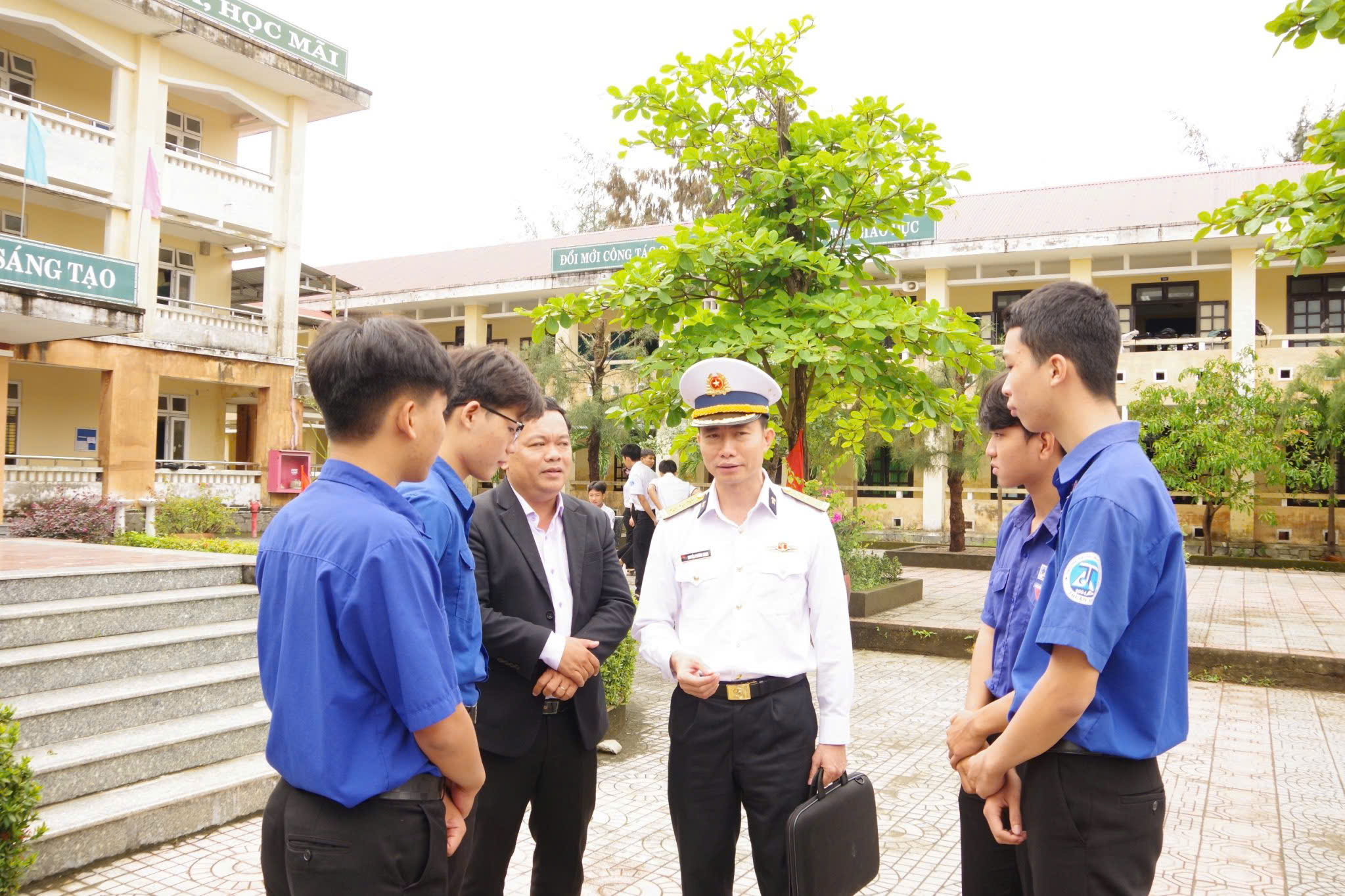 Tuyên truyền biển đảo, thu hút nguồn nhân lực xây dựng Hải quân