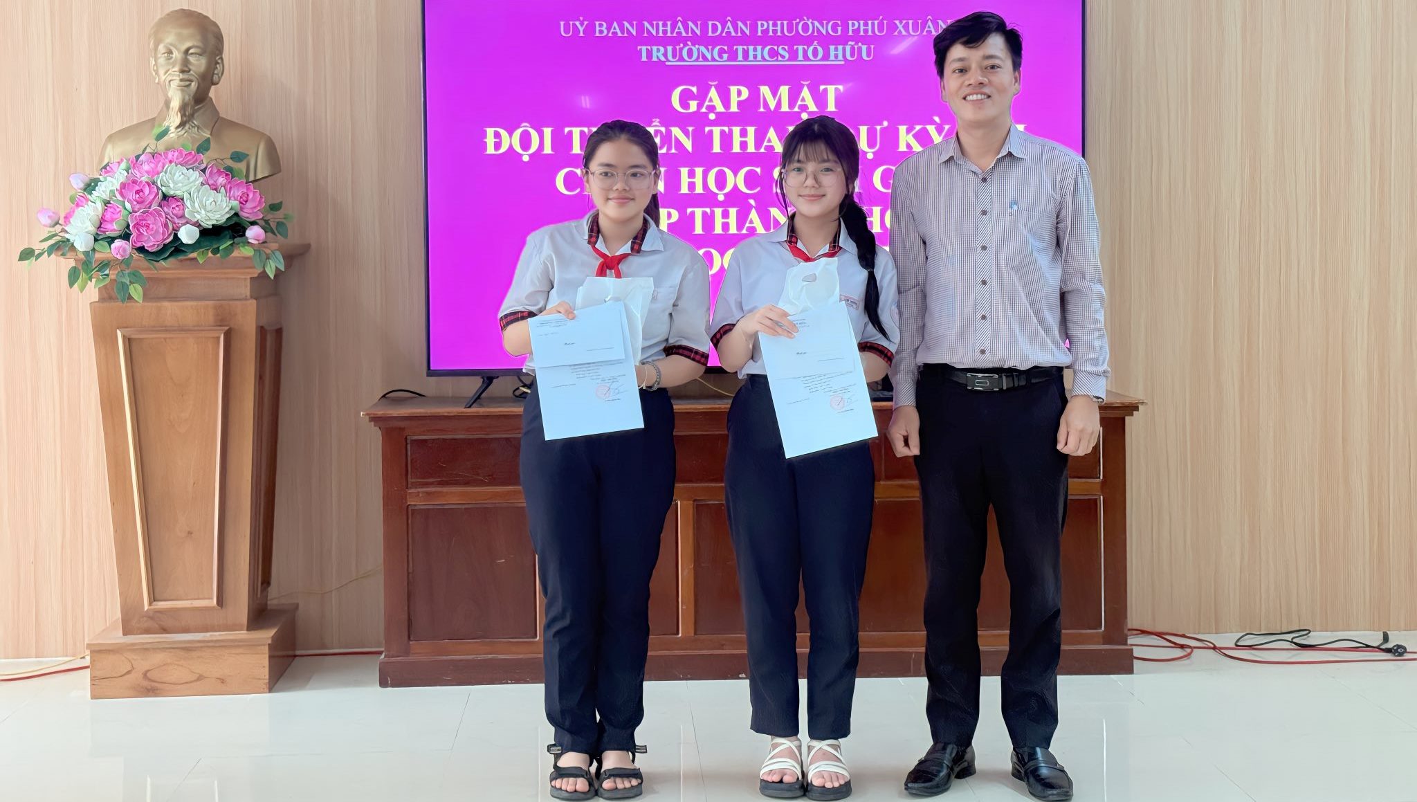 Hơn 1 300 học sinh dự thi học sinh giỏi THCS cấp thành phố