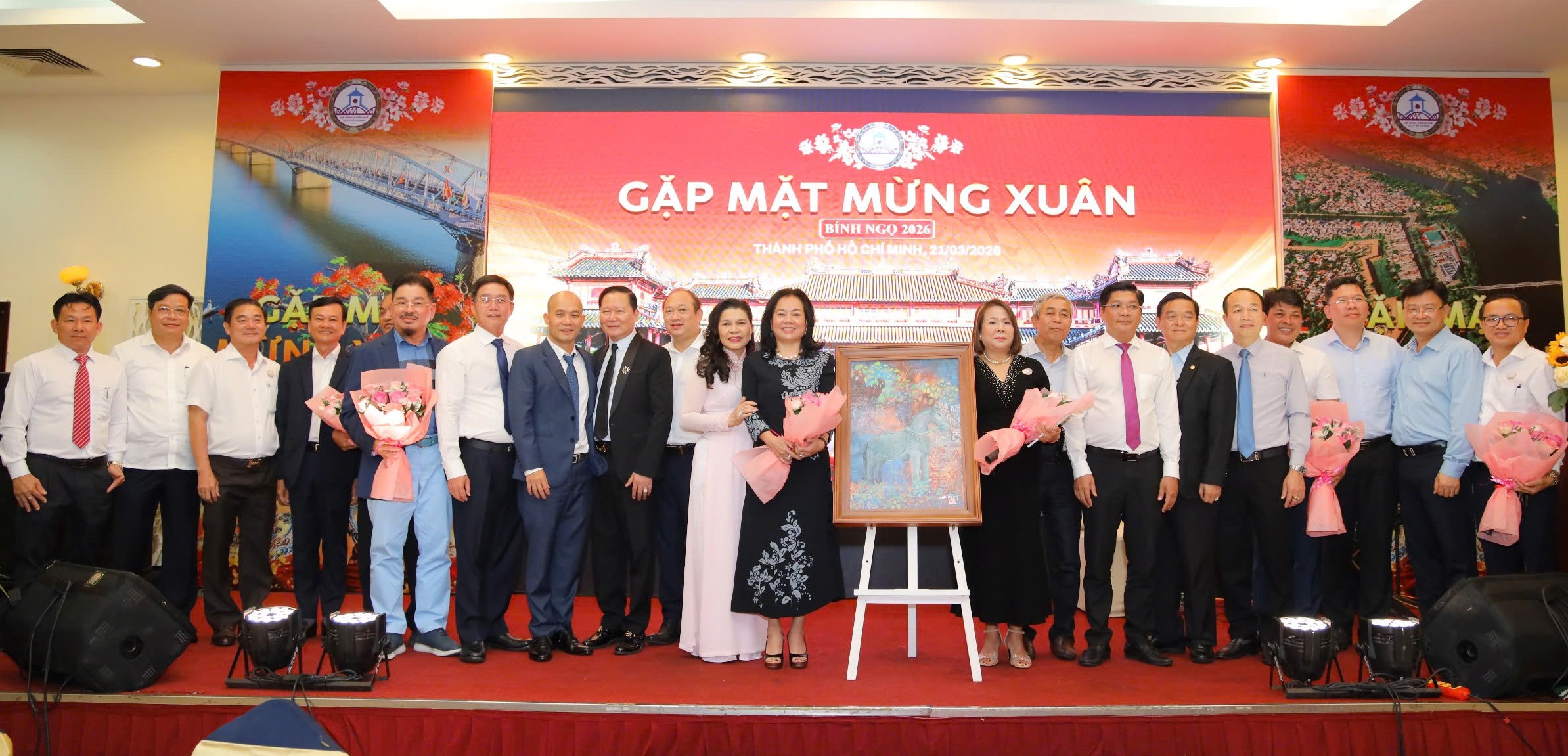 Hơn 400 người tham dự chương trình gặp mặt đồng hương Huế