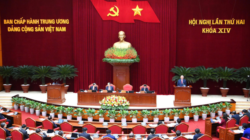 Ngày làm việc thứ hai Hội nghị lần thứ hai Ban Chấp hành Trung ương Đảng khóa XIV