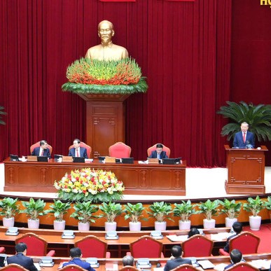 Ngày làm việc thứ hai Hội nghị lần thứ hai Ban Chấp hành Trung ương Đảng khóa XIV