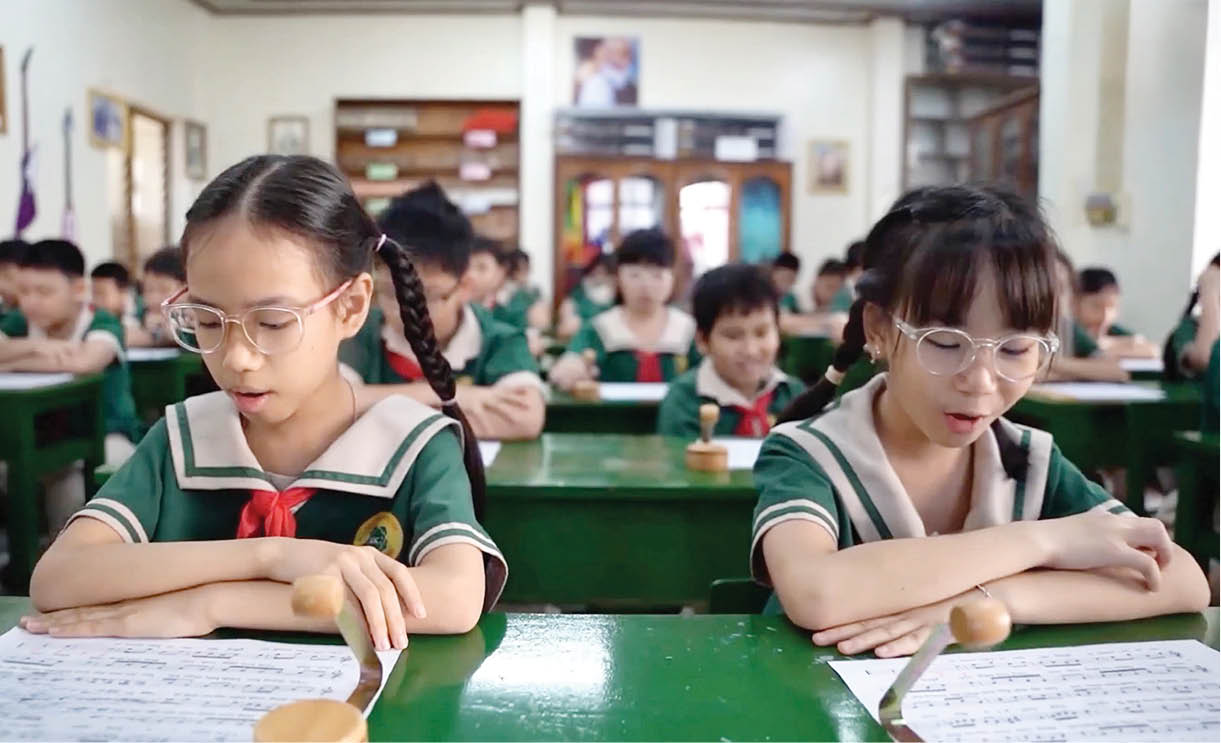 Để học trò lớn lên cùng câu hò, điệu lý