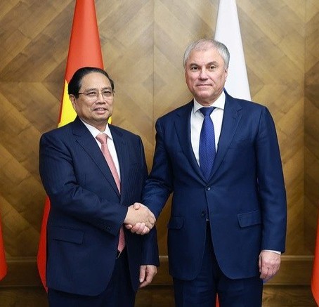 Thủ tướng Chính phủ Phạm Minh Chính gặp Chủ tịch Duma Quốc gia Nga Vyacheslav Volodin