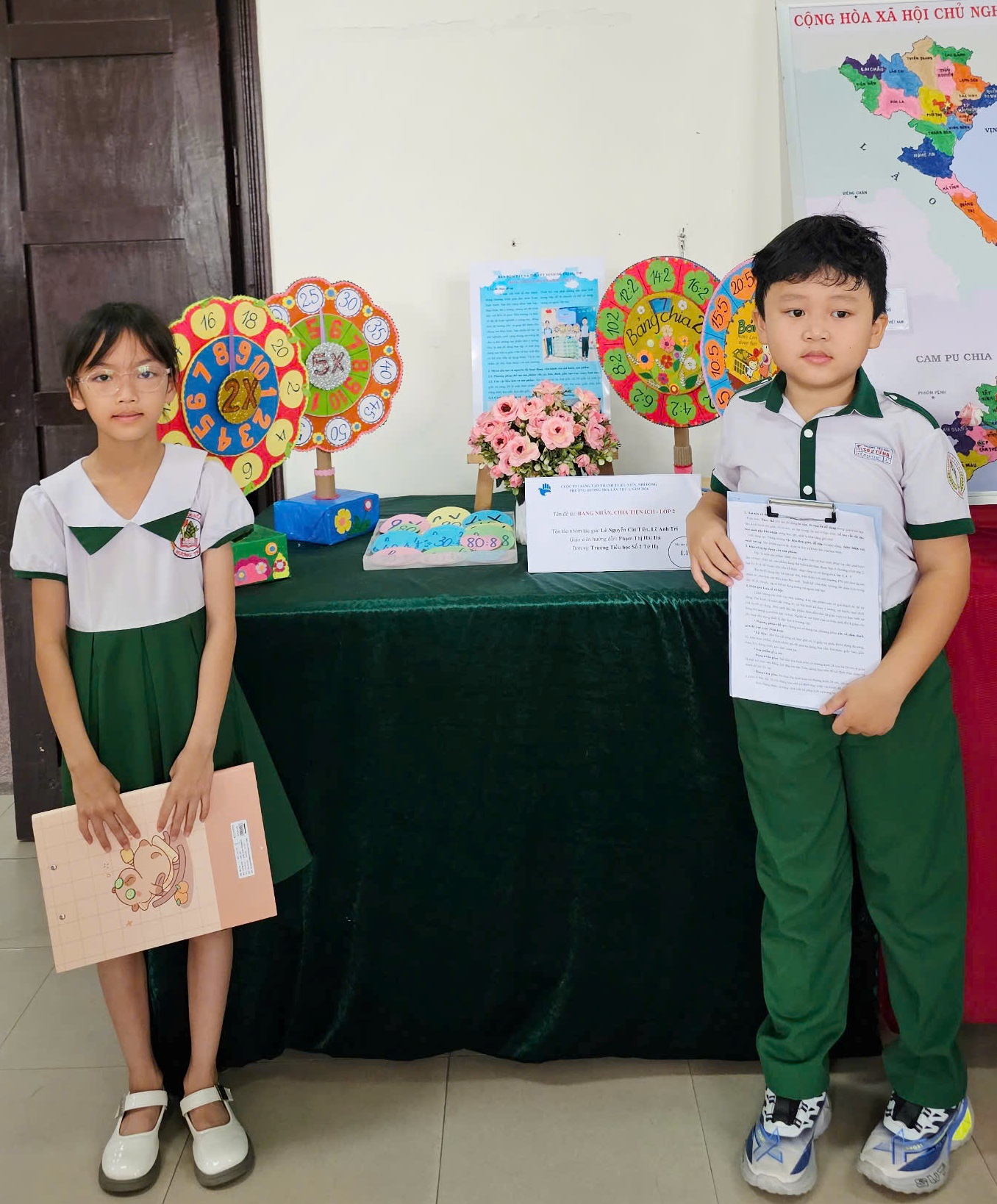 Hương Trà Học sinh tiểu học đạt nhiều giải cao tại Cuộc thi sáng tạo