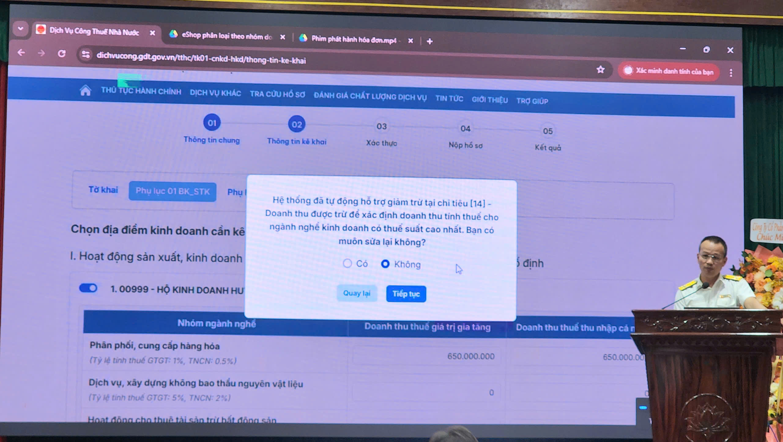 Tháo gỡ khó khăn trong kê khai thuế cho hộ kinh doanh