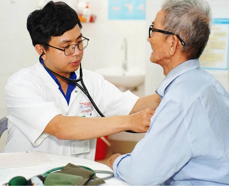 Tự hào màu áo xung kích