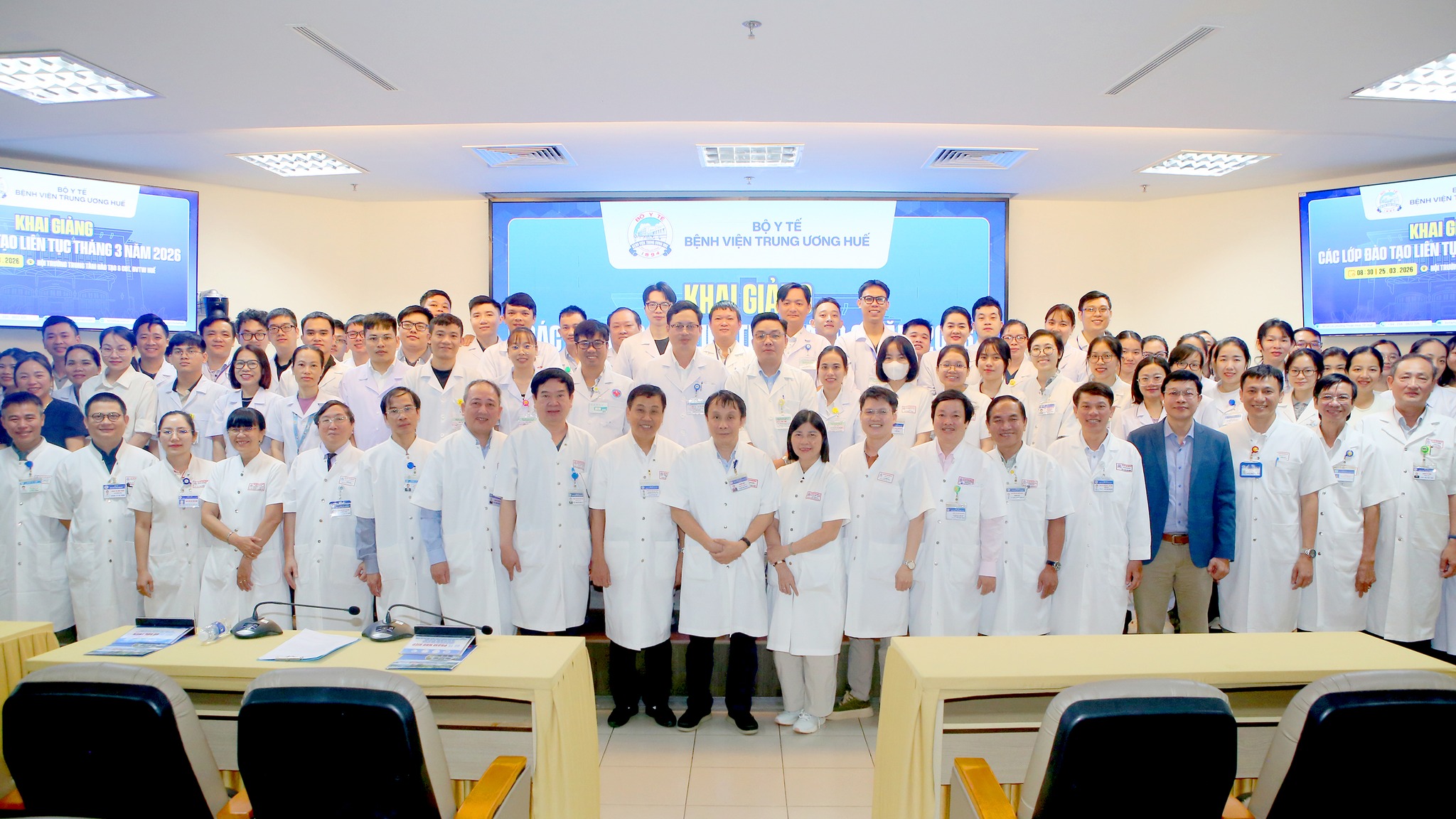 Tổ chức 32 lớp đào tạo cán bộ y tế trên toàn quốc