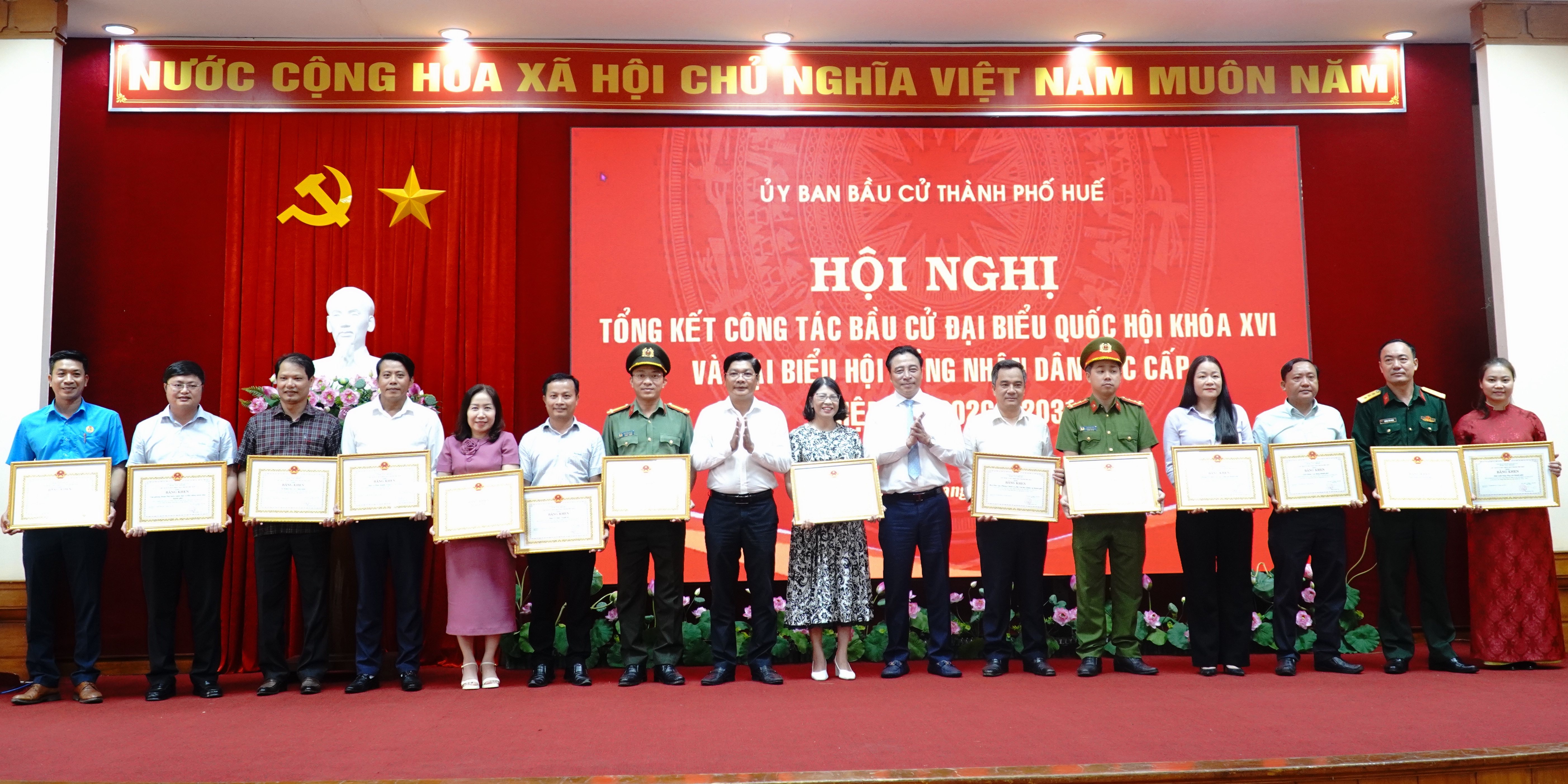 Bầu đủ đại biểu, bảo đảm cơ cấu, chất lượng được nâng cao