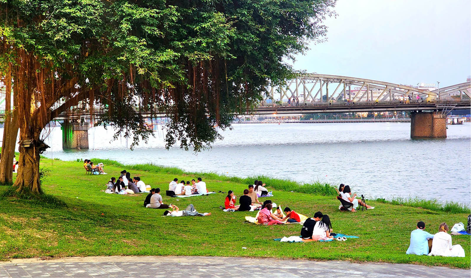 Phát triển kinh tế đêm gắn với văn hóa, di sản