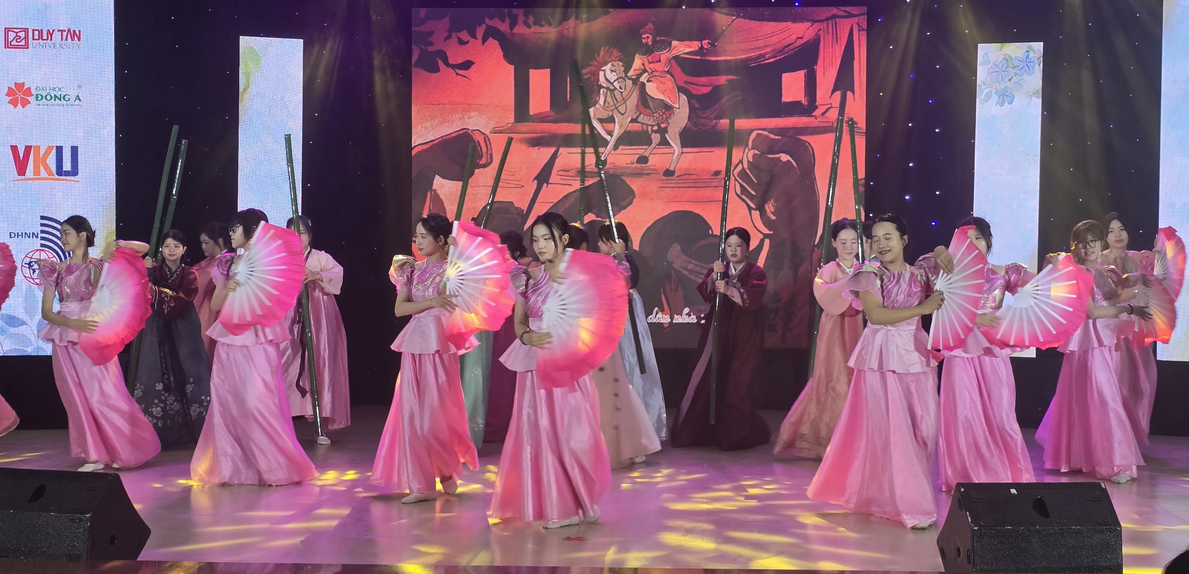 Sôi nổi Ngày hội Ngôn ngữ và Văn hóa Hàn Quốc tại miền Trung năm 2026