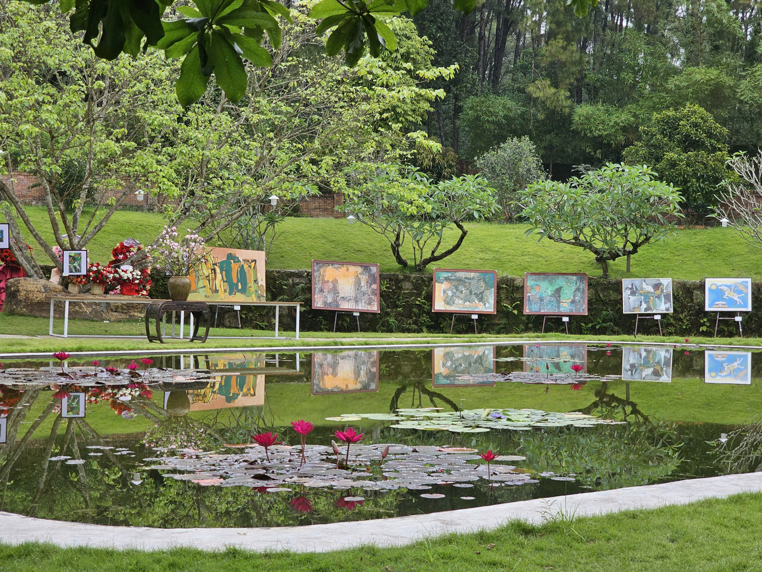 Cánh cửa mới cho mỹ thuật trẻ