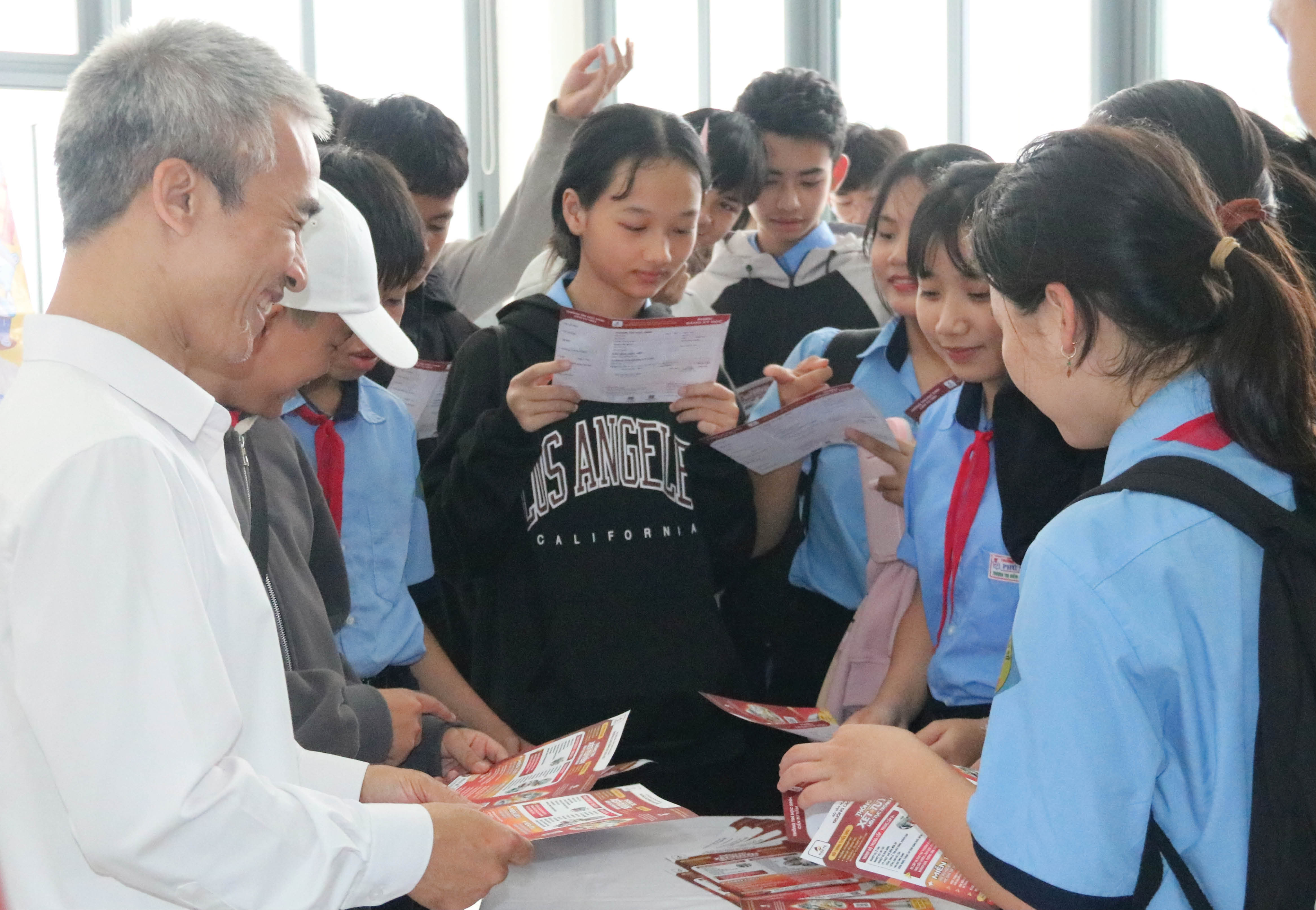 Hướng nghiệp và phân luồng học sinh Hiểu đúng để chọn đúng