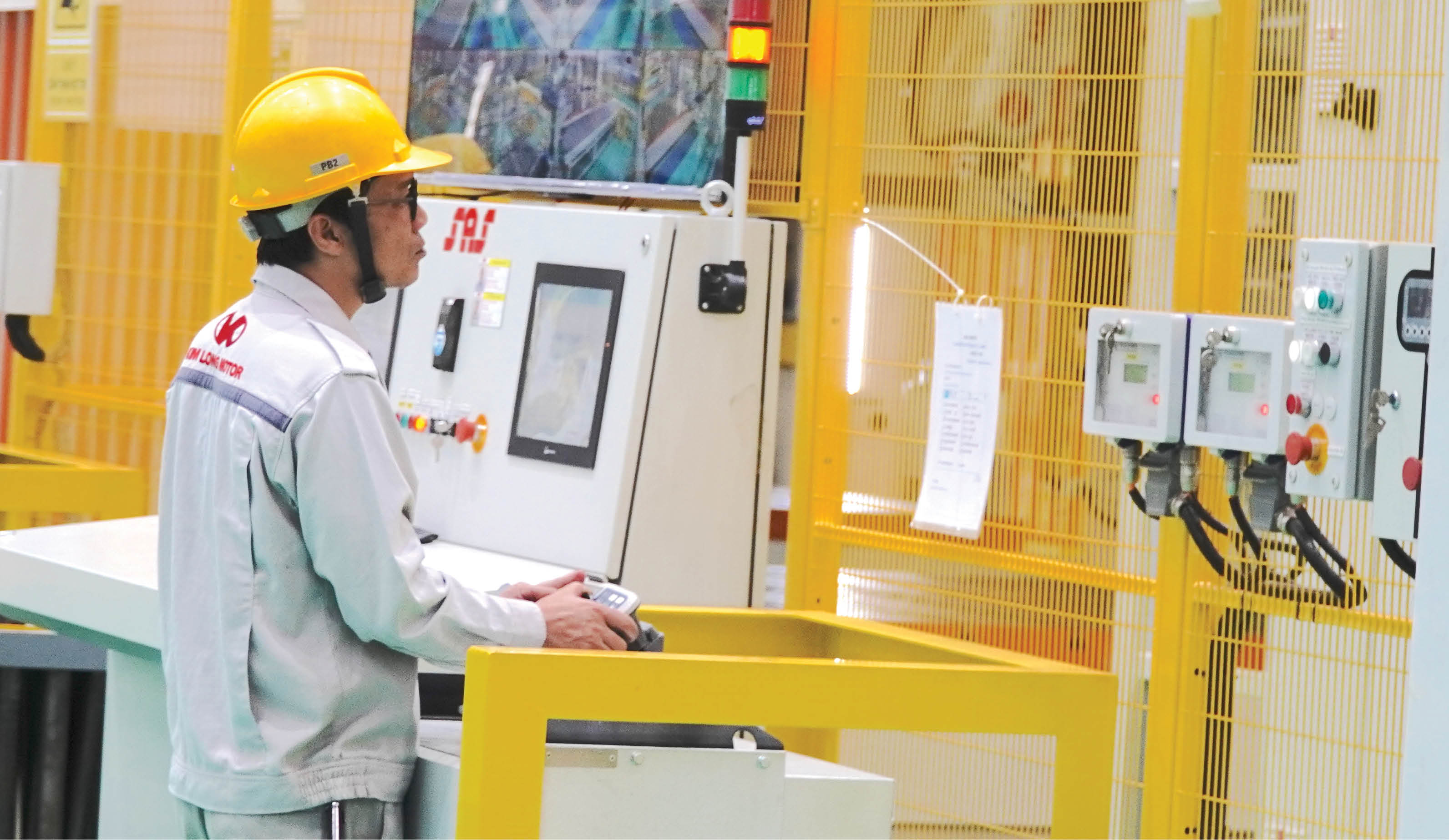 Kiên định với mục tiêu tăng trưởng