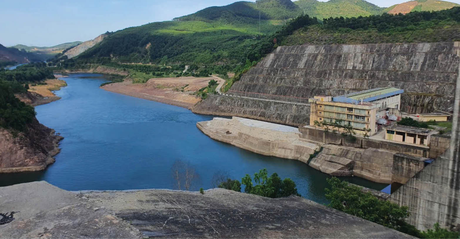 Huế chủ động ứng phó nắng nóng, hạn hán và bão mạnh