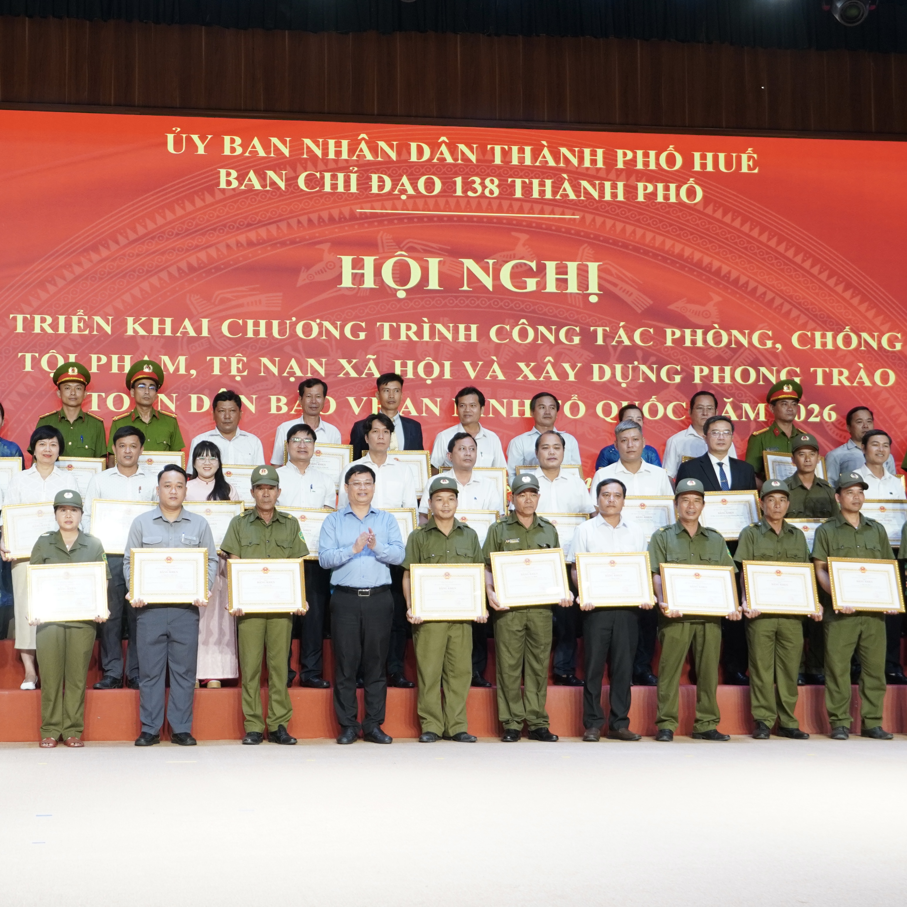 Siết chặt phòng, chống tội phạm, hướng tới xây dựng đô thị an toàn