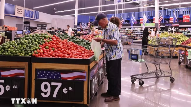 ECB Người tiêu dùng và nhà nhập khẩu Mỹ chịu thiệt hại chính từ thuế quan