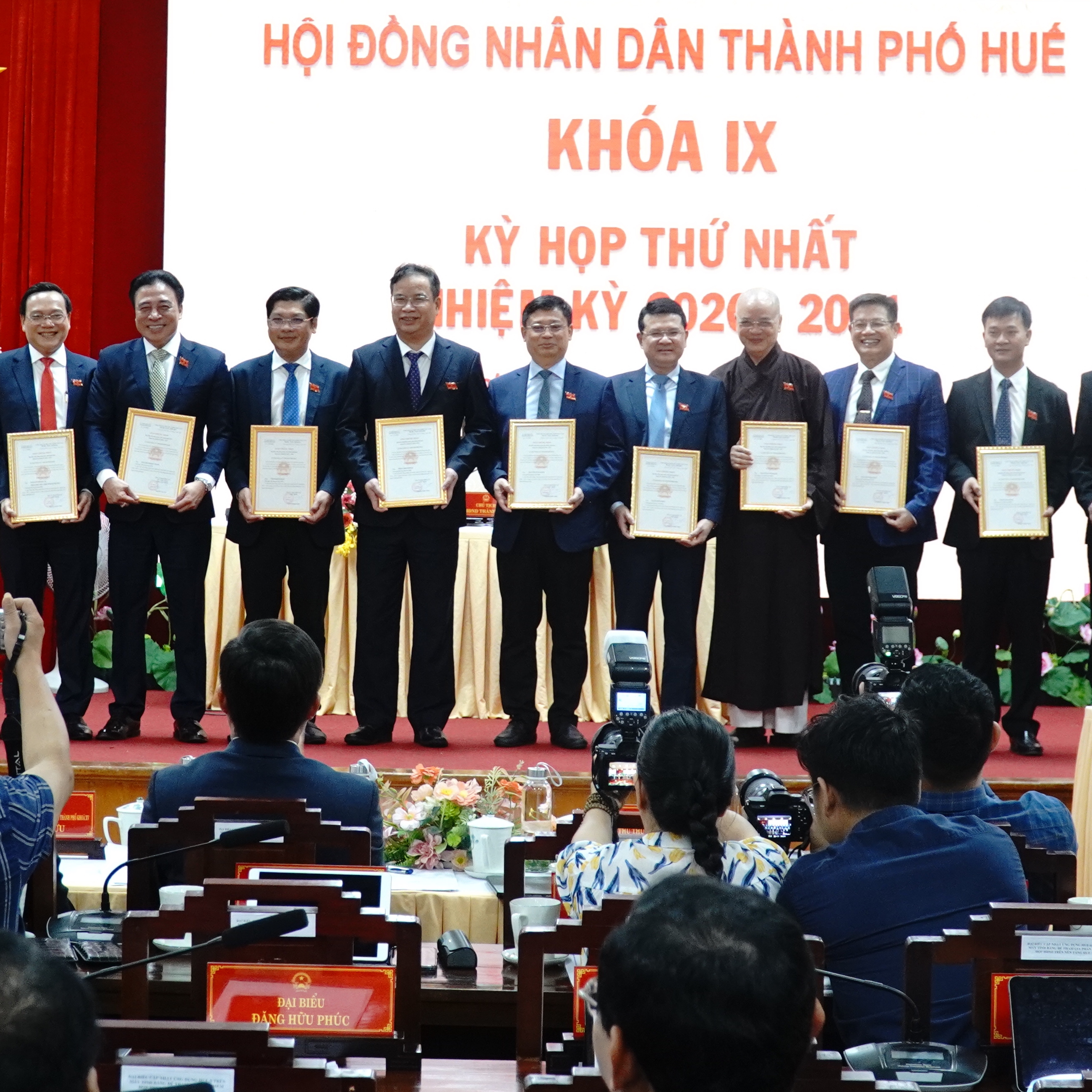 Khai mạc Kỳ họp thứ nhất, HĐND thành phố khóa IX, nhiệm kỳ 2026 - 2031