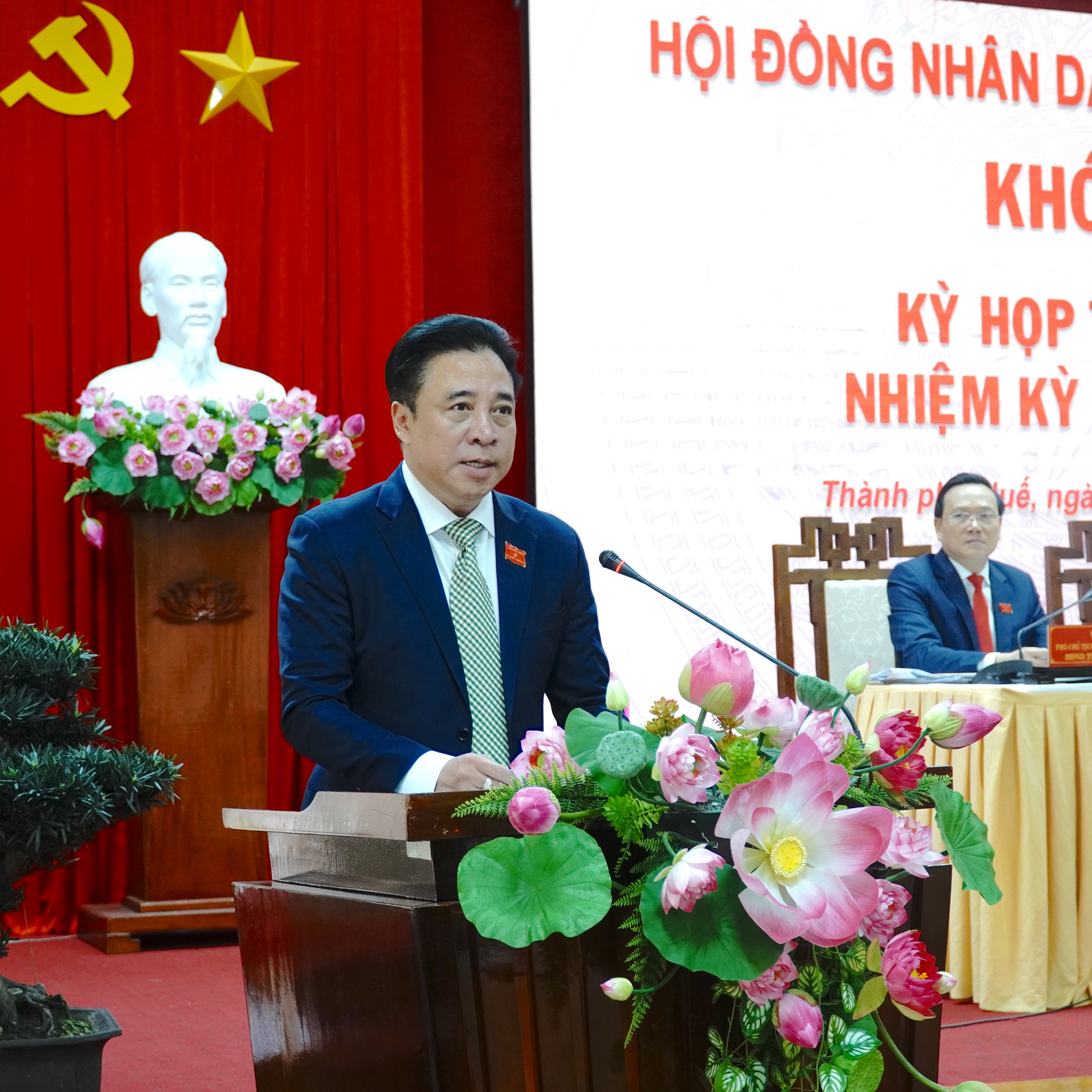 Đồng chí Nguyễn Khắc Toàn tiếp tục giữ chức Chủ tịch UBND thành phố nhiệm kỳ 2026 - 2031