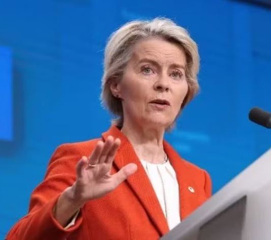 Vừa hợp tác, vừa cạnh tranh