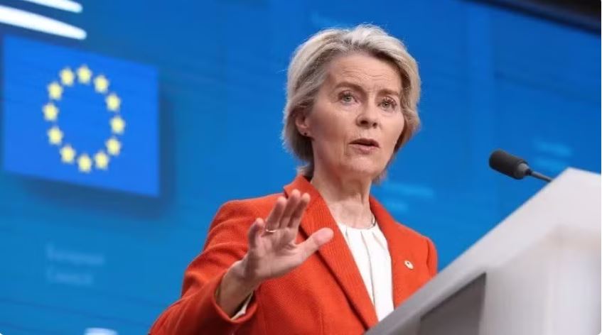 Vừa hợp tác, vừa cạnh tranh