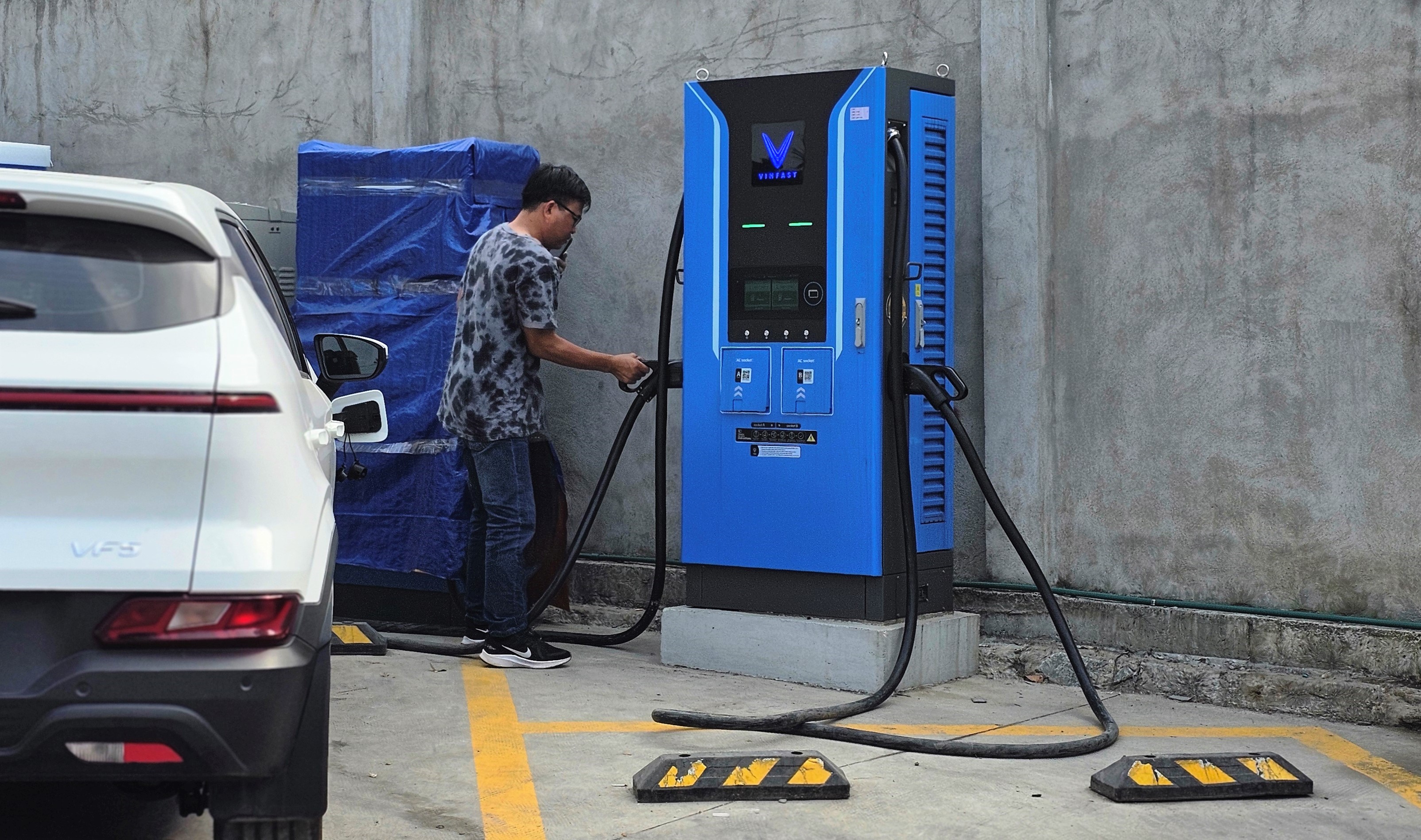 Thúc đẩy hạ tầng trạm sạc xe điện tại chung cư