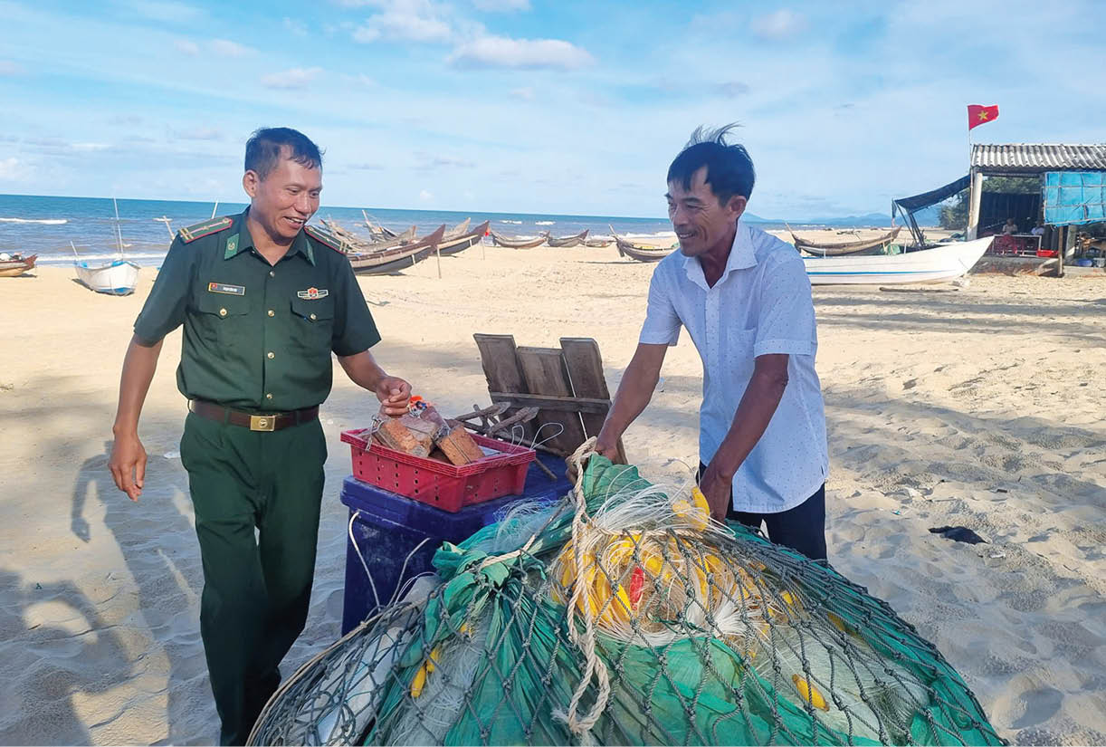 Bám biển làm giàu